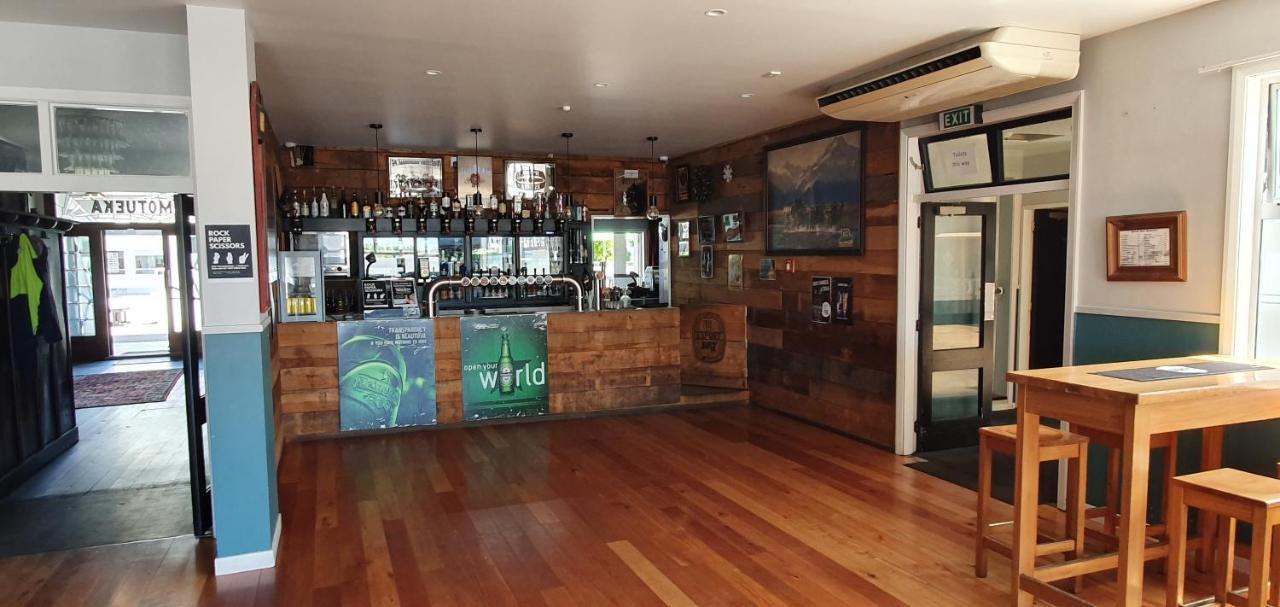 Hotel Motueka Backpackers, Loud Live Music Friday Saturday Nights Eksteriør billede