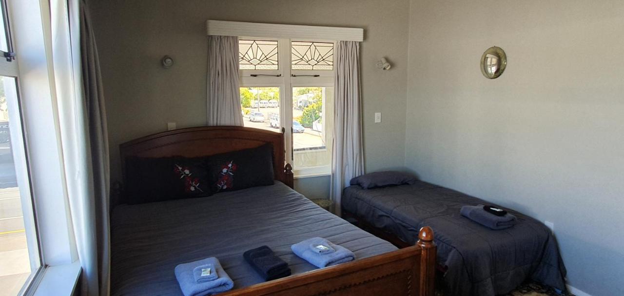 Hotel Motueka Backpackers, Loud Live Music Friday Saturday Nights Eksteriør billede